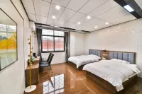 Yijiayi Homestay (Quanzhou High-Speed Railway Station)