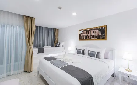 B2 Hua Hin Premier Hotel Отели рядом с достопримечательностью «Sai Noi Beach»