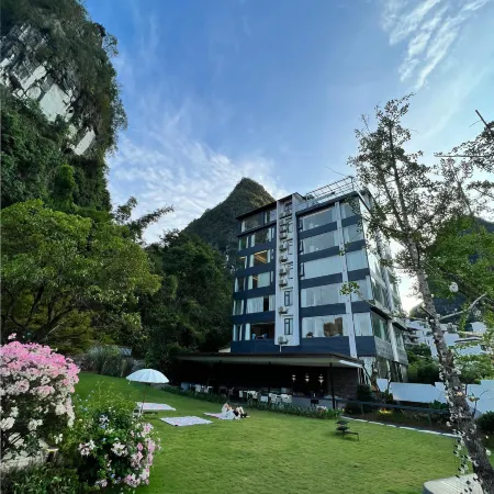 Simple Zoo  Hotel (Yangshuo Yulong River Tourist Resort)