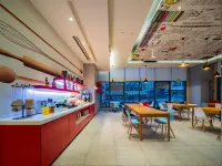 Ibis Hotel (University of Electronic Science and Technology of China, Chengdu)