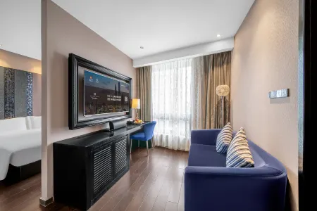 MEHOOD LESTIE Hotel (Nantong Yuanyong Plaza Xuetian Subway Station)