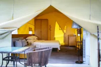 Romantic Coast Resort Maoming - bar