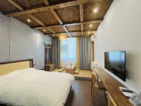 歸來坊飯店 八一六公園附近的飯店