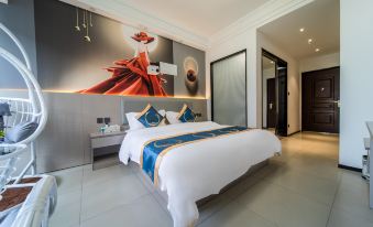 Lanting Cinema Hotel