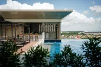 Zuri Hotel - Pools