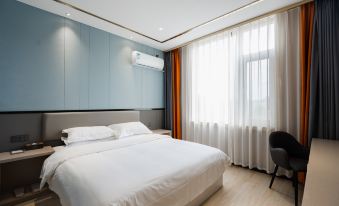 Yiliang Jinfang Hotel