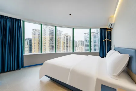 WanYoo Esports Hotel (Shenzhen Luohu Honggui Road)