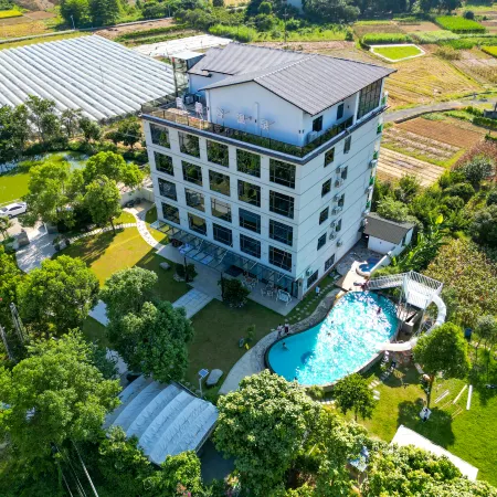 Longmen Nankunshan Nature Valley Hot Spring Hotel