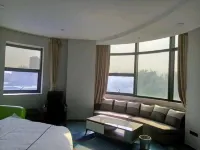 Yifa Hotel (DL Pang Donglai · Dapang Store)