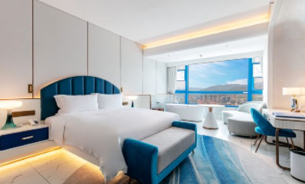 Peacock City Jinglan Starlight Hotel JINGHONG Gaozhuang Starlight Night Market)