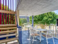 The Wharf Inn Hotels near PIER 39