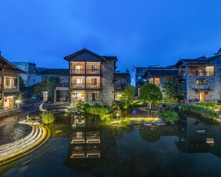 REZEN RETREAT Hotel di Jishou