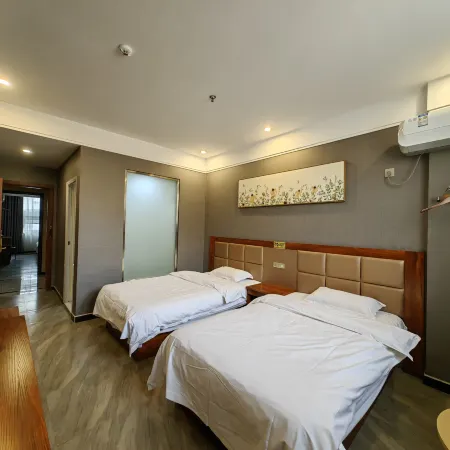Nanjing Hotel (Zhecheng People's Hospital)