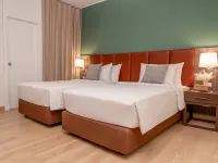 The Legacy Hotel Nana Sukhumvit, Aspira Collection Hotels near BTS - Phloen Chit