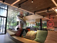 TOOJOU Kota Kinabalu - Travel Meets Social 와리산 스퀘어 주변 호텔