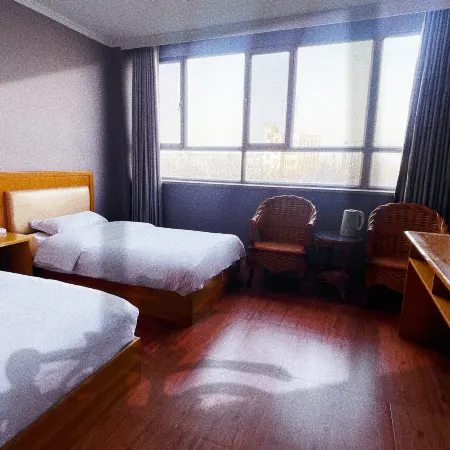 Luntai Jufu Hotel