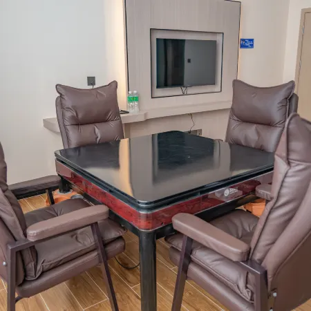 Hepu Honghui Express Hotel