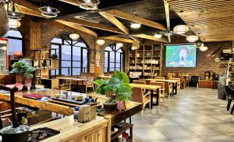 Cloud Mountain Lodge on Longji Rice Terrace(Kowloon Five Tigers Observatory Shop)