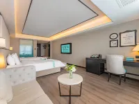 Xana Hotelle Flagship (Qionghai City Center Zaliang Street) Hotels in Qionghai
