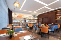 Hampton by Hilton Wenling