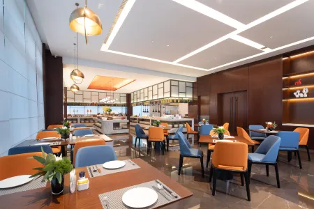 Hampton by Hilton Wenling