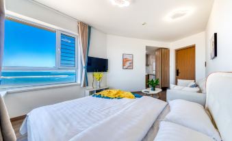 Love Apartment (Yingkou Shanhai Square Vanke Lawei Coast Branch)