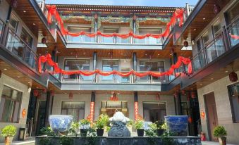 Crown Hotel (Pingyao Ancient City North Gate)