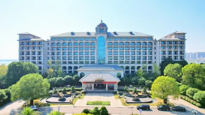 Hong bin Red Lotus Lake Hotel Hotels in Ezhou