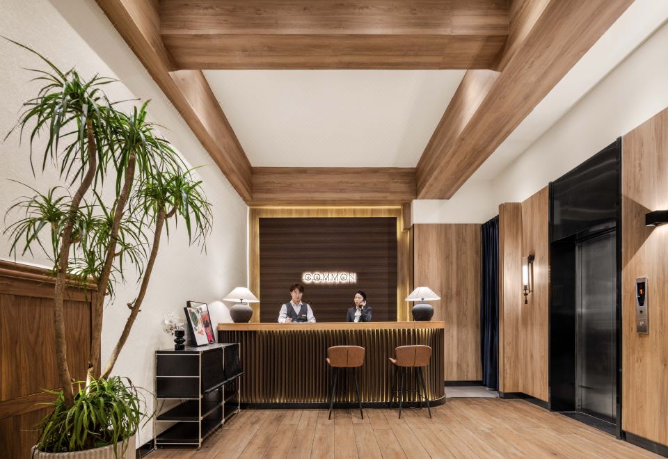 시위에 호텔의 외부 전경