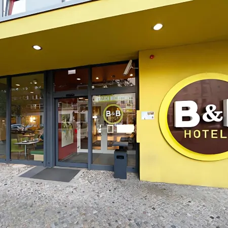 B&B HOTEL Berlin-Potsdamer Platz Отели рядом с достопримечательностью «Конгресс-центр STATION Berlin»
