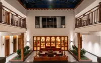 Manna | Moonshine·  Oxygen Enriched Designer Hotel (Shangri-La Dukezong Ancient City Branch)
