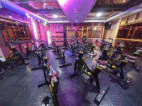Jixi International Hotel Business Building - Fitnessstudio
