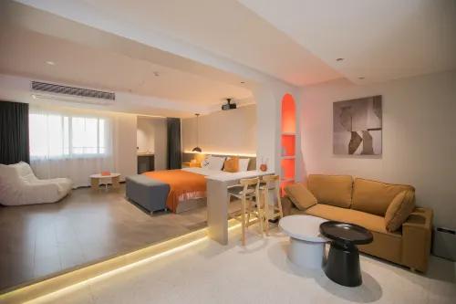 Ruixing Future Hotel (Jingshang Commercial City Hongsheng Plaza)