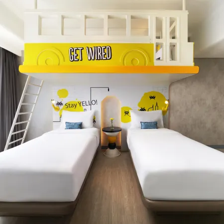 Yello Hotel Harmoni