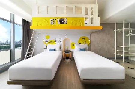 Yello Hotel Harmoni
