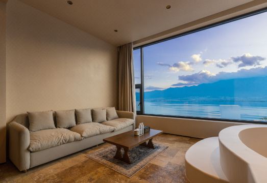 牧弋MUYI·见海野奢海景度假酒店（洱海文笔村店）外景图