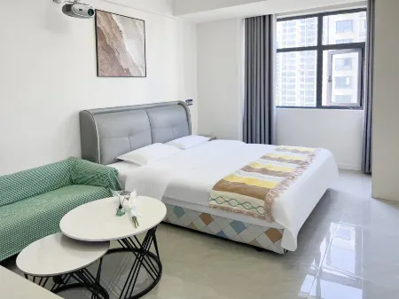 Don't ask about the return period·Light luxury cinema homestay (Zhengyang Plaza) Отели в г. Чженян