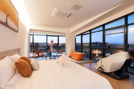 Shangshanruoshui Hotel Отели рядом с достопримечательностью «Haishi Park»