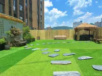 City Courtyard inn - Airport Shuttle