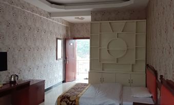 Marriott Business Hotel in Huola (Mohan Railway Station)