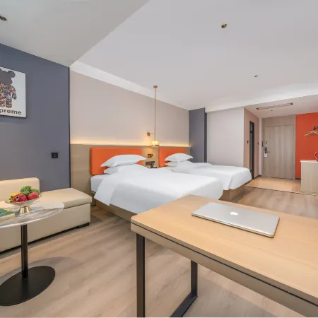 Huating hotel