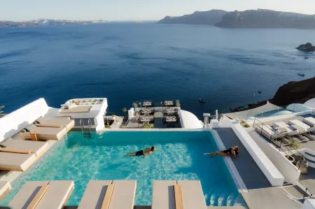 La Perla Villas and Suites - Adults Only Отели рядом с достопримечательностью «Ия»