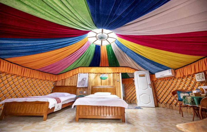 Erguna yurt tour Duoduo Inn
