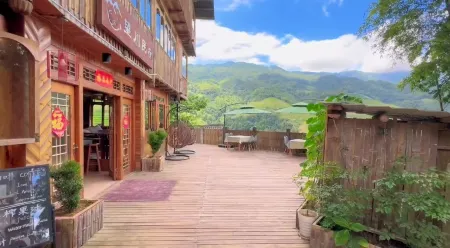 竜勝龍脊望川民宿（龍脊金坑紅瑤梯田展望台）