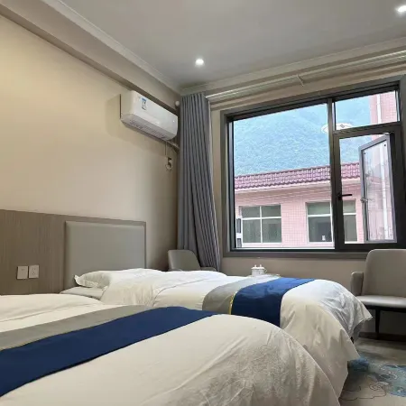 Qianyuan Hotel