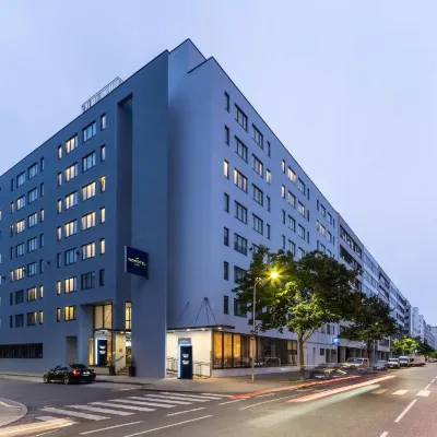 نوفوتل سويتس وين سيتي دوناو Hotels near ميسه - براتر