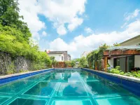 Mogan Mountain Yinhua Wu Hot Spring Resort Guesthouse