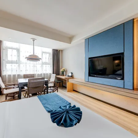 H Hotel