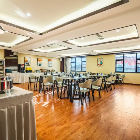Mengzi Green Baoyun Shanda Hotel (Honghe Prefecture Government Store)