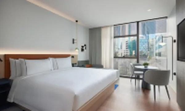 Lanson Place Parliament Gardens